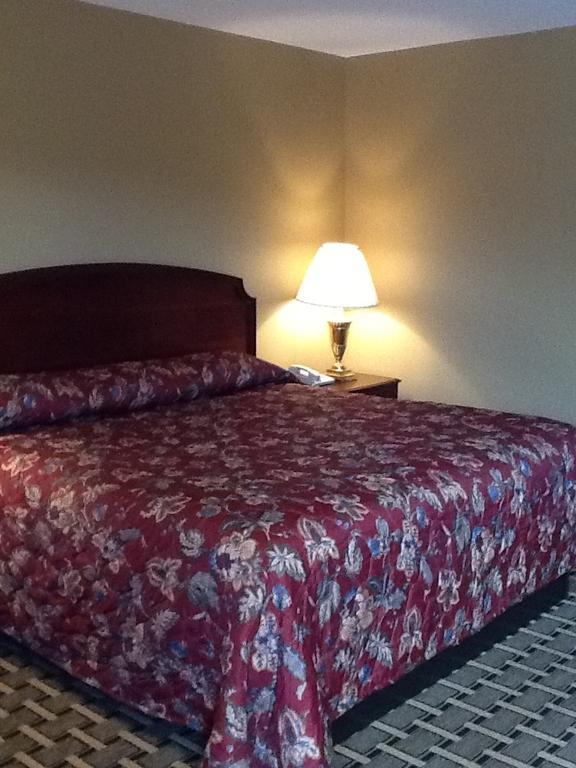 Caronoda Motel Central City Phòng bức ảnh