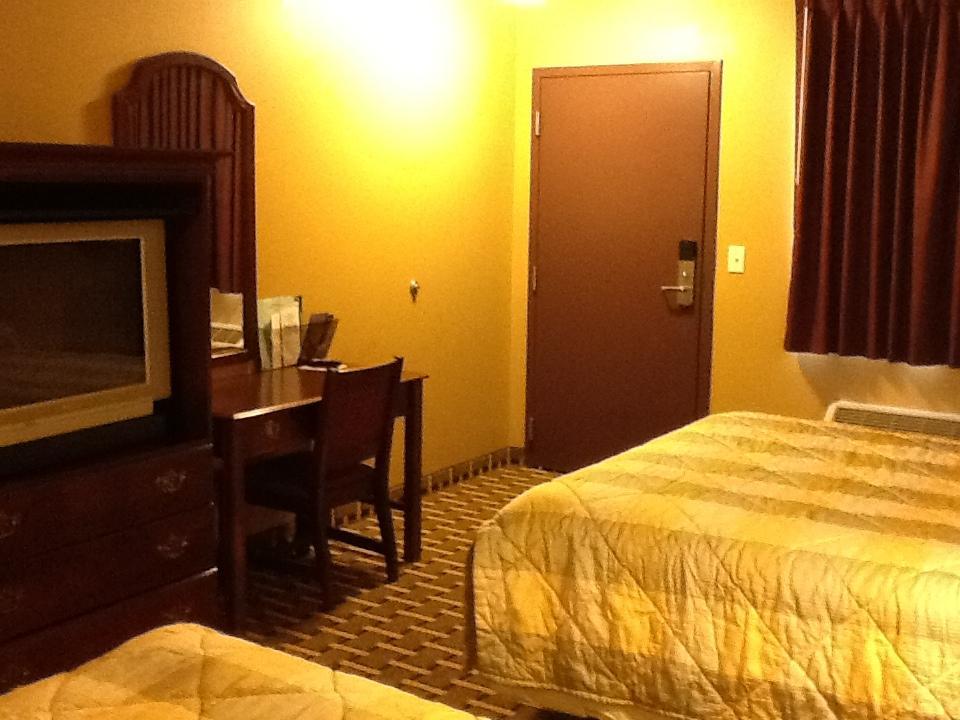 Caronoda Motel Central City Phòng bức ảnh